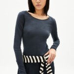 Longsleeve Einiaa Soft night sky von Armedangels