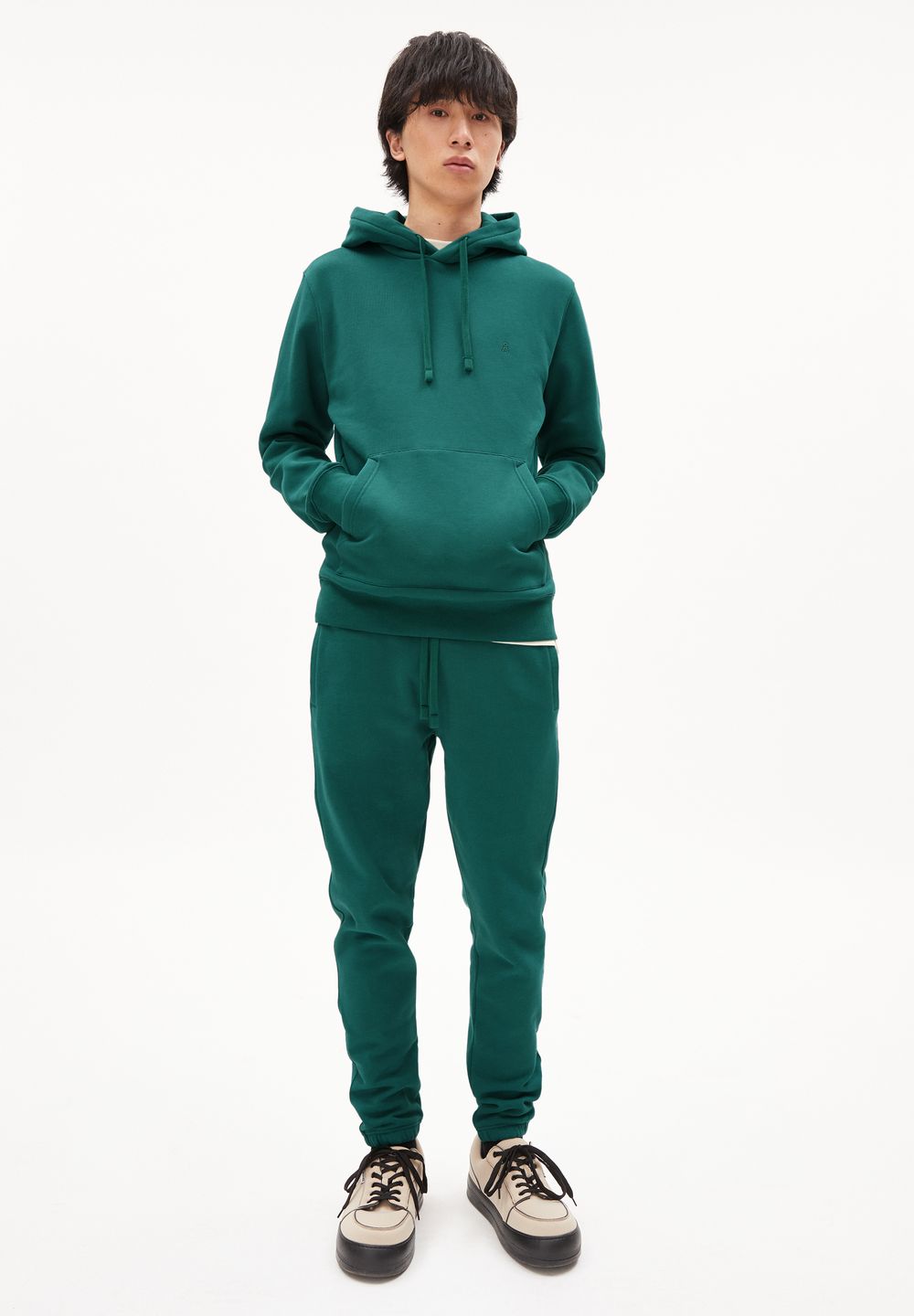 Sweathose Aadan Comfort spruce green von Armedangels