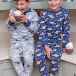 Pyjama Smiley Saturn navy von Kite Clothing