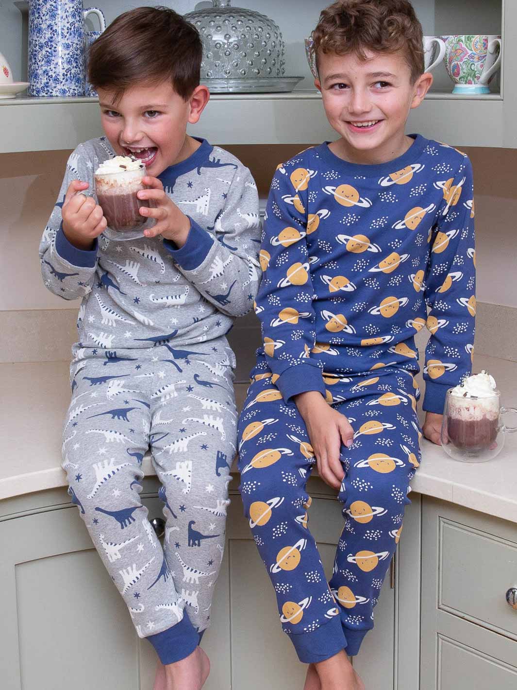 Pyjama Smiley Saturn navy von Kite Clothing