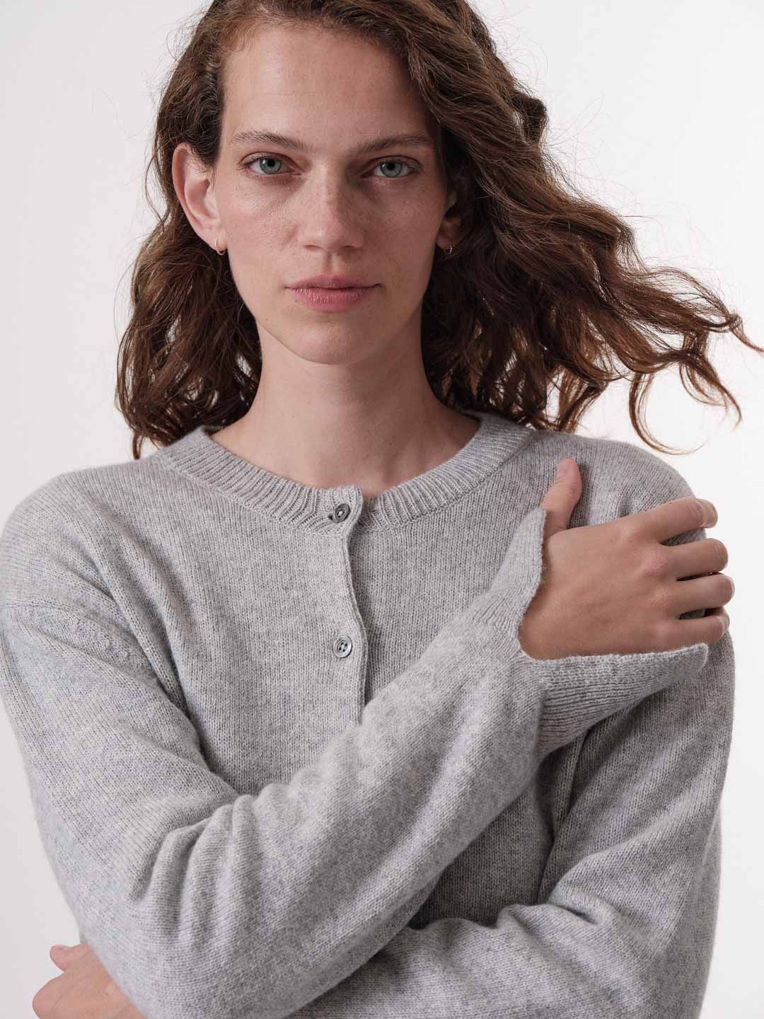 Boxy Strickjacke grey melange von Lanius