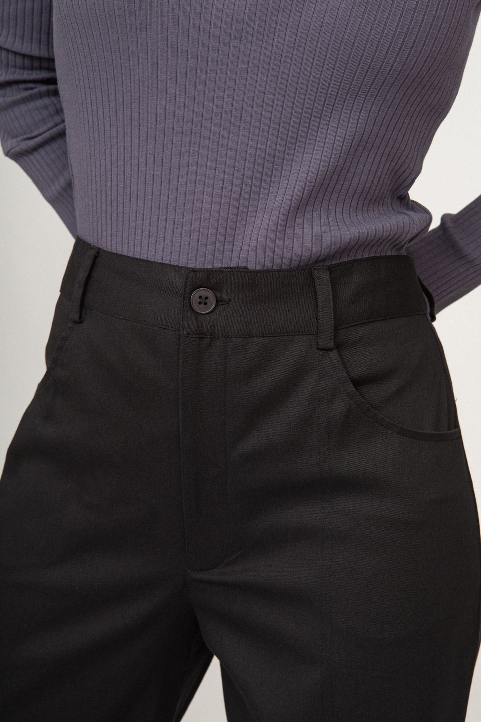 Hose Lires black von Suite13Lab