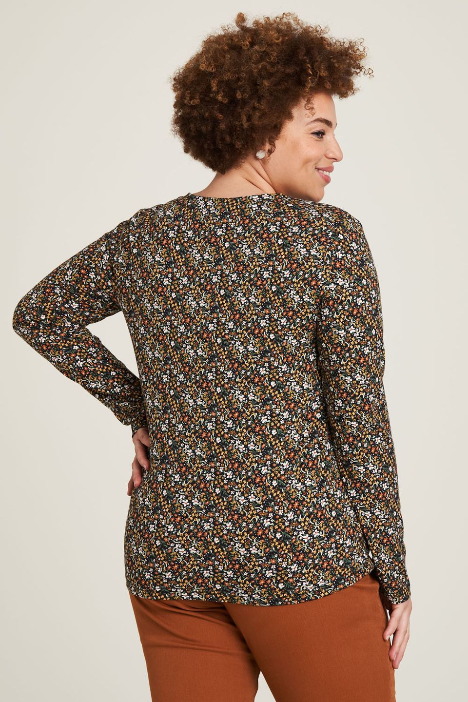 Jersey-Shirt mit V-Ausschnitt flora von Tranquillo