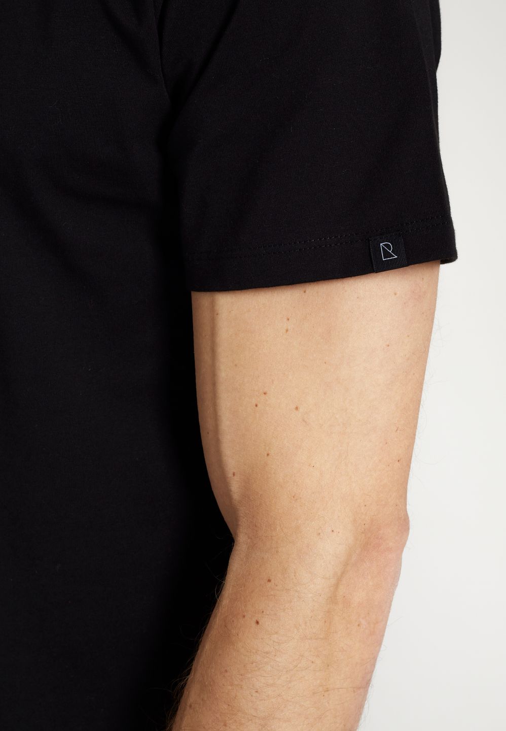 T-Shirt Agave black von recolution
