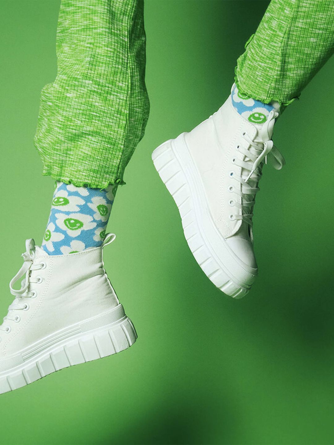 Socken Happy Hippie MULTI von DillySocks