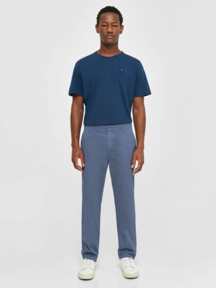 Chuck Regular chino poplin pant Vintage Indigo von KnowledgeCotton Apparel