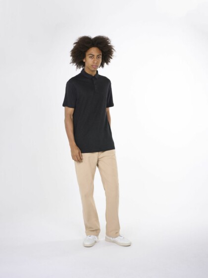 Leinen Polo Black Jet von KnowledgeCotton Apparel