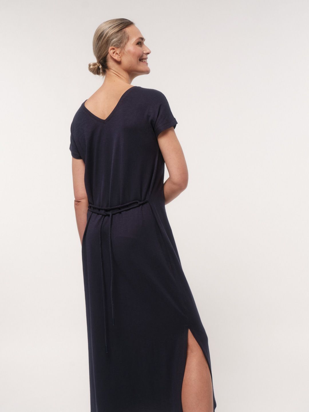 Maxikleid night blue von Lanius
