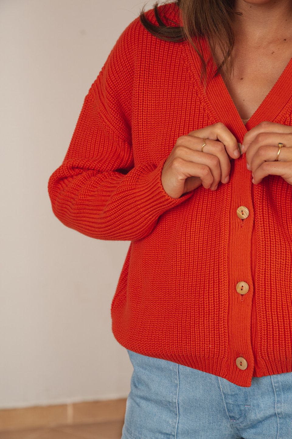 Cardigan Essential Knit poppy von MATONA