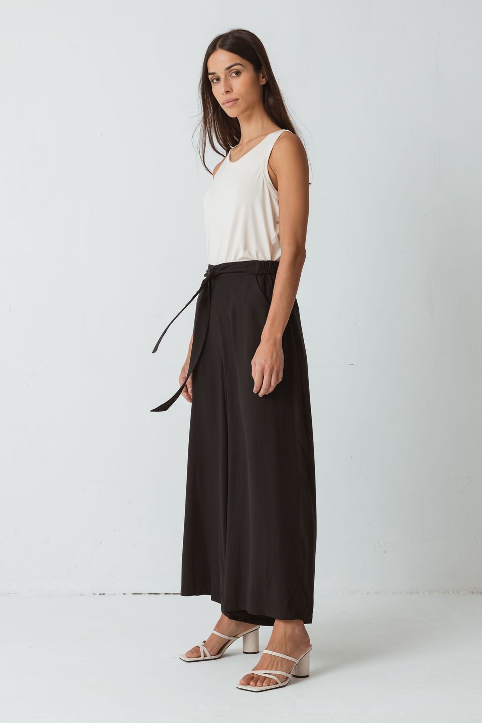 Hose Dona Black von SKFK