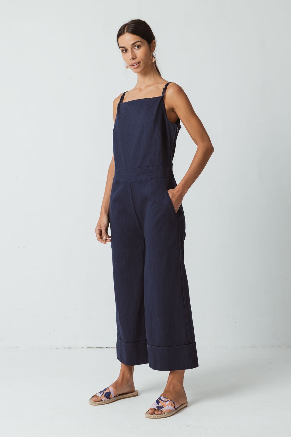 Hose Itzal Navy von SKFK
