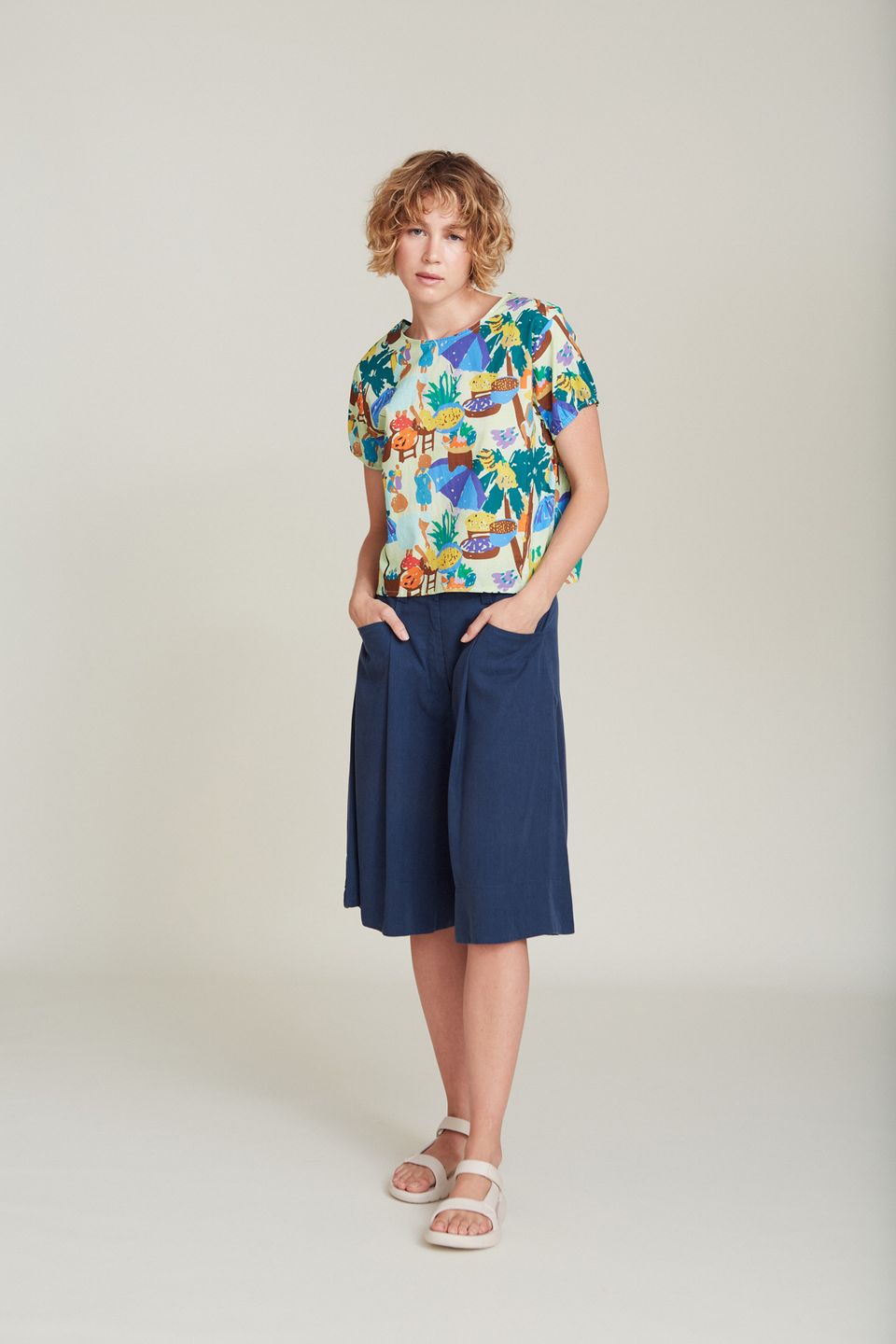 Bluse Cabrera Print Market Print von SUITE13LAB