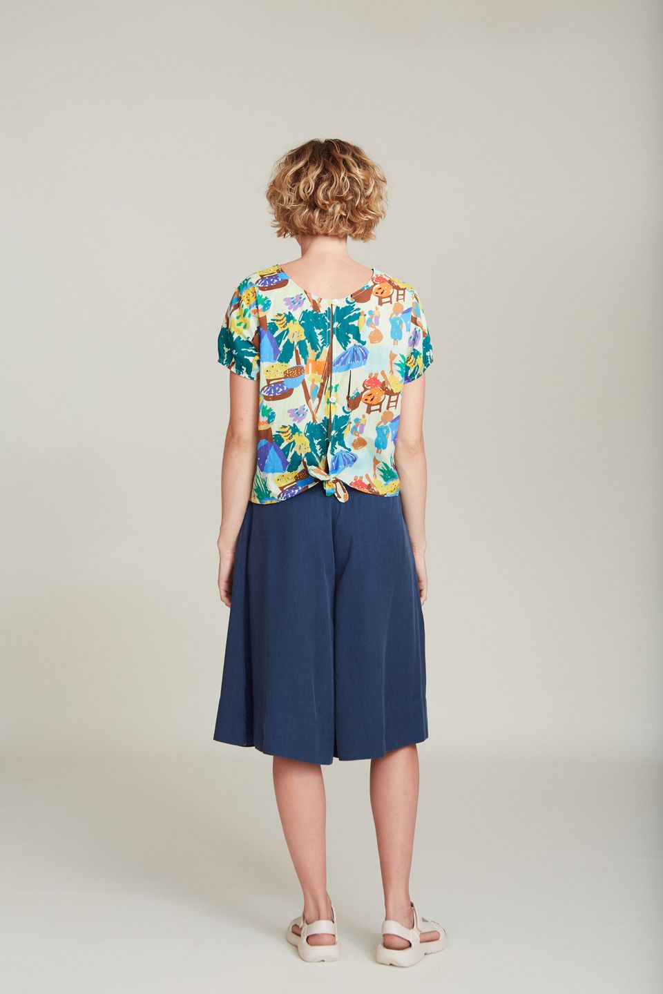 Bluse Cabrera Print Market Print von SUITE13LAB