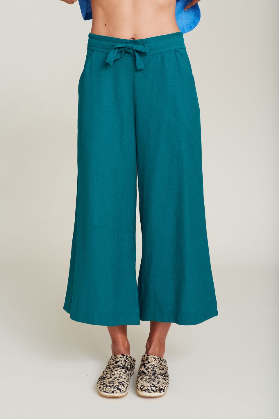 Hose Inca Emerald Green von SUITE13LAB