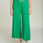 Hose Madeira Green von SUITE13LAB
