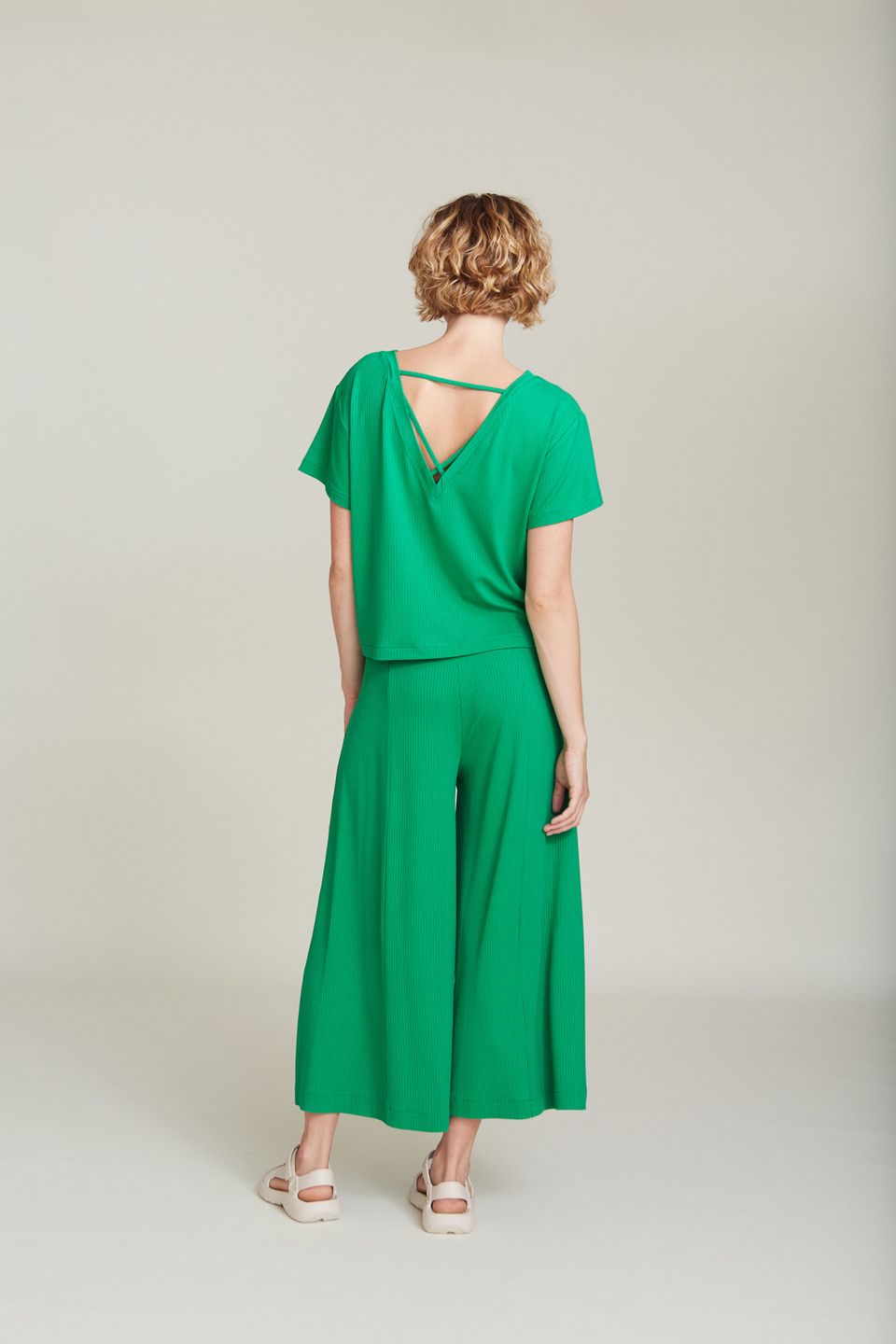 Hose Madeira Green von SUITE13LAB