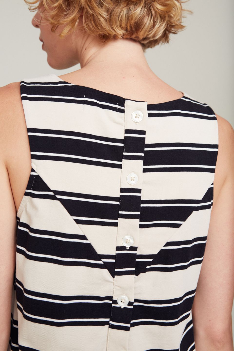 Top Menorca Stripes Black Stripes von SUITE13LAB