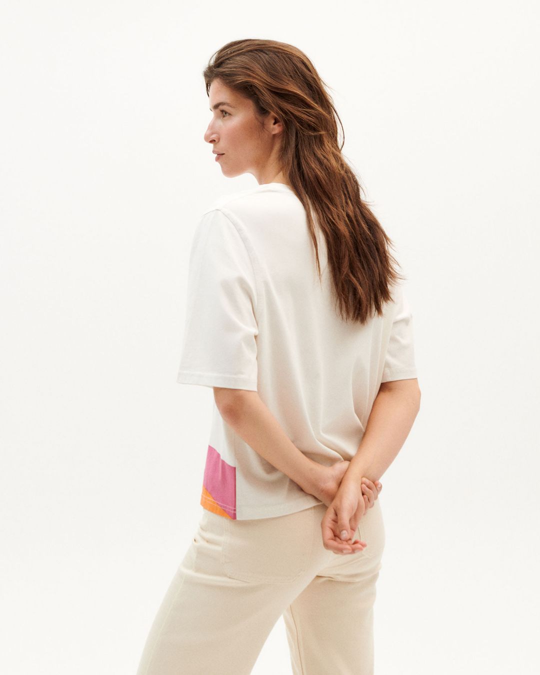 T-Shirt Sunset Snow White von Thinking MU