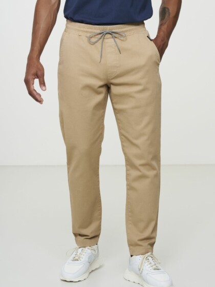 Jog Chino Flax dark sand von recolution