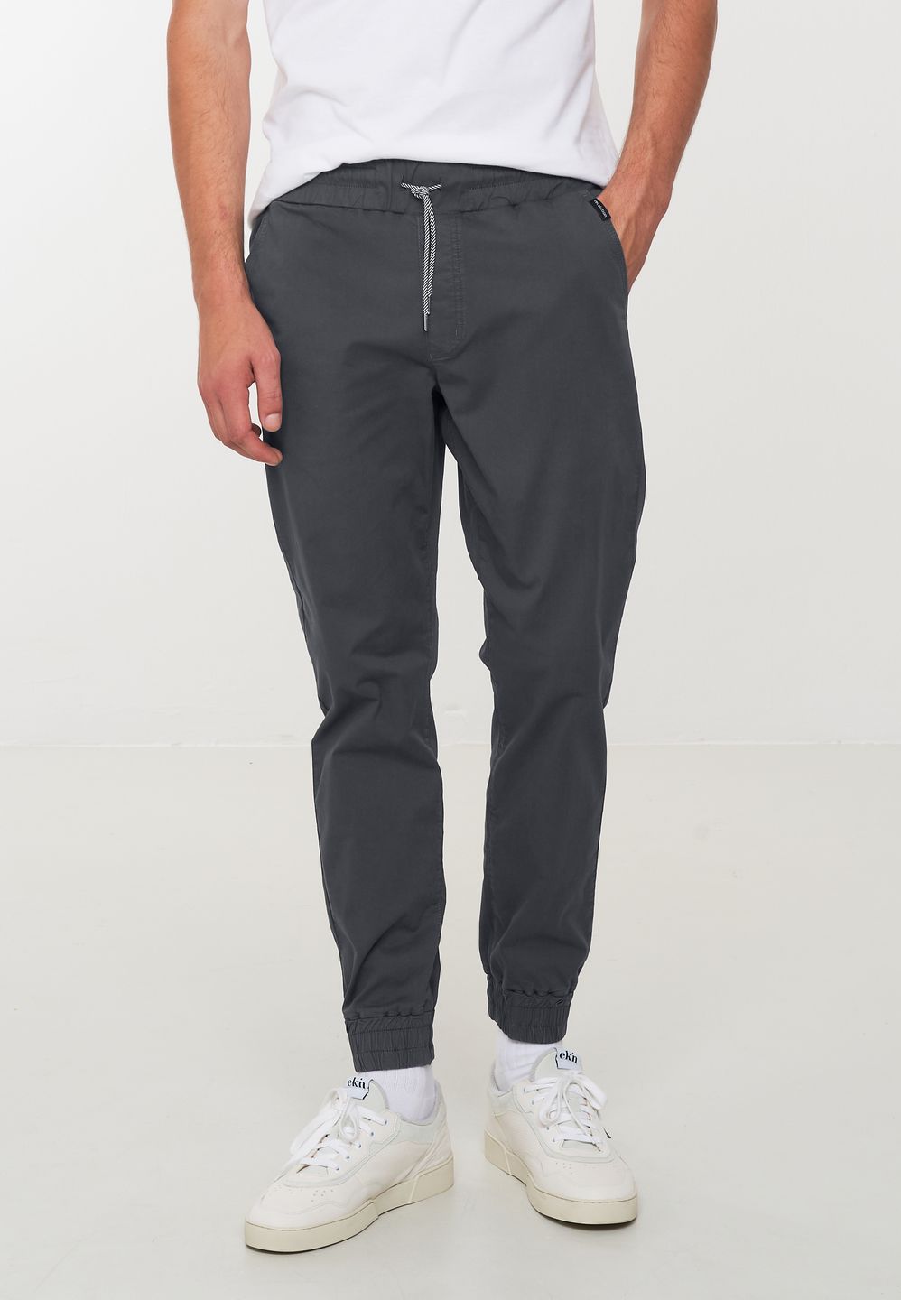 Jog Chino Musa grey von recolution