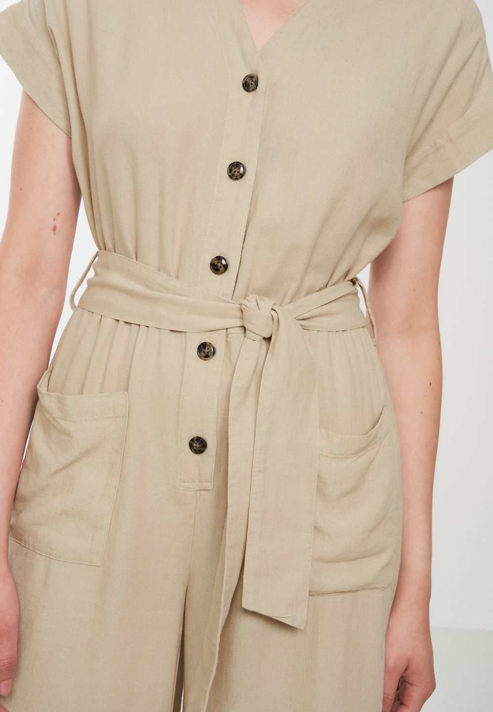 Jumpsuit Dianella oat milk von recolution