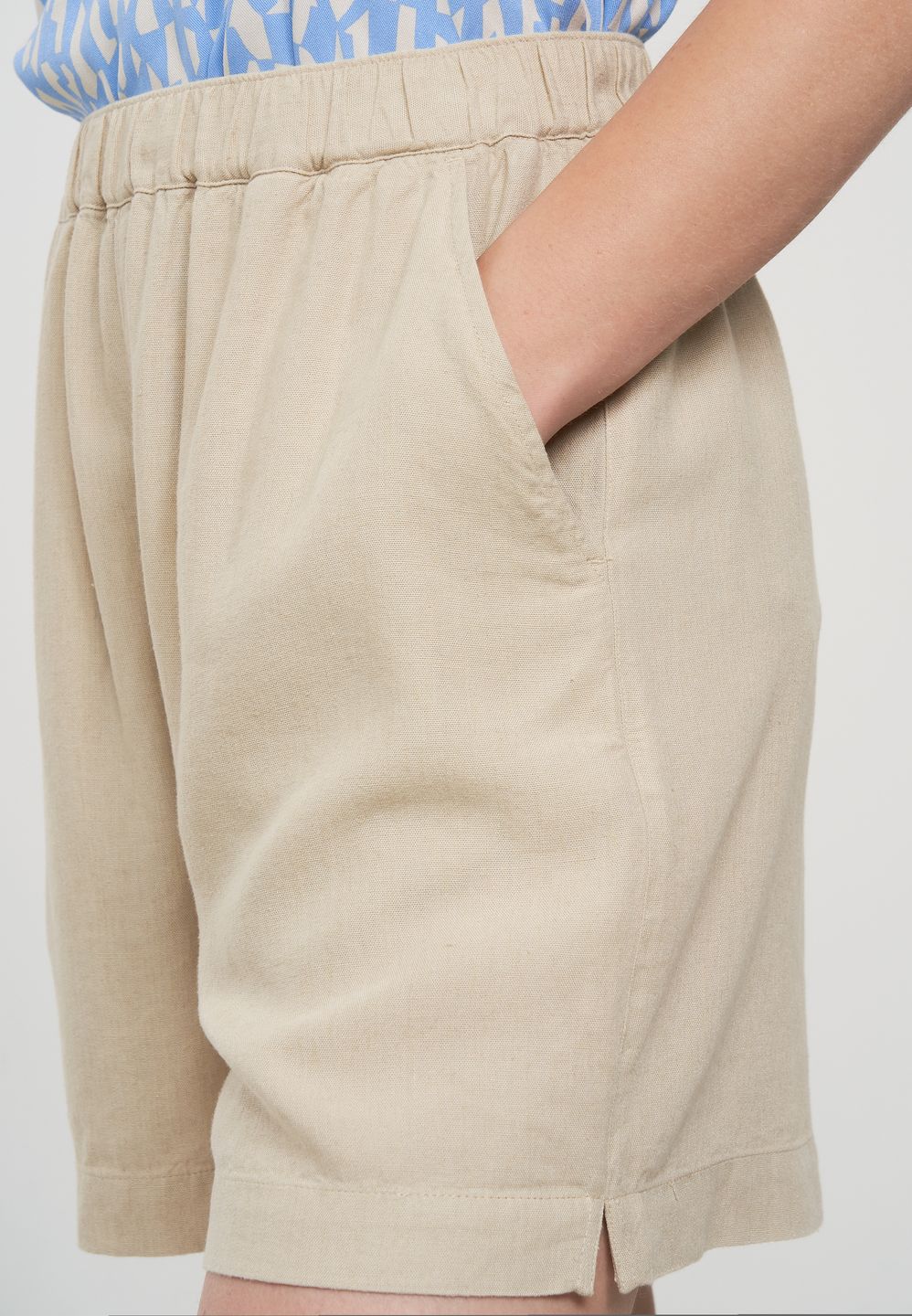 Shorts Fir oat milk von recolution