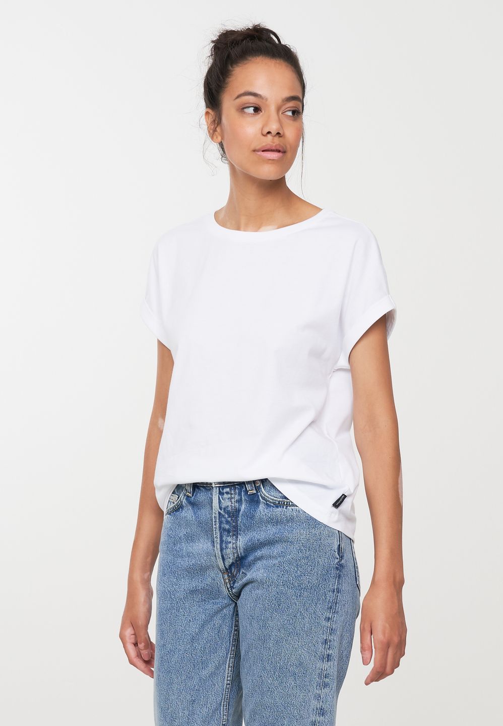 T-Shirt Cayenne white von recolution