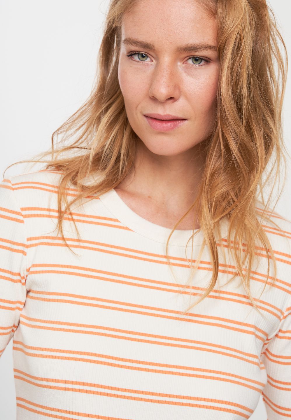 T-Shirt Daphne Stripes capri orange von recolution