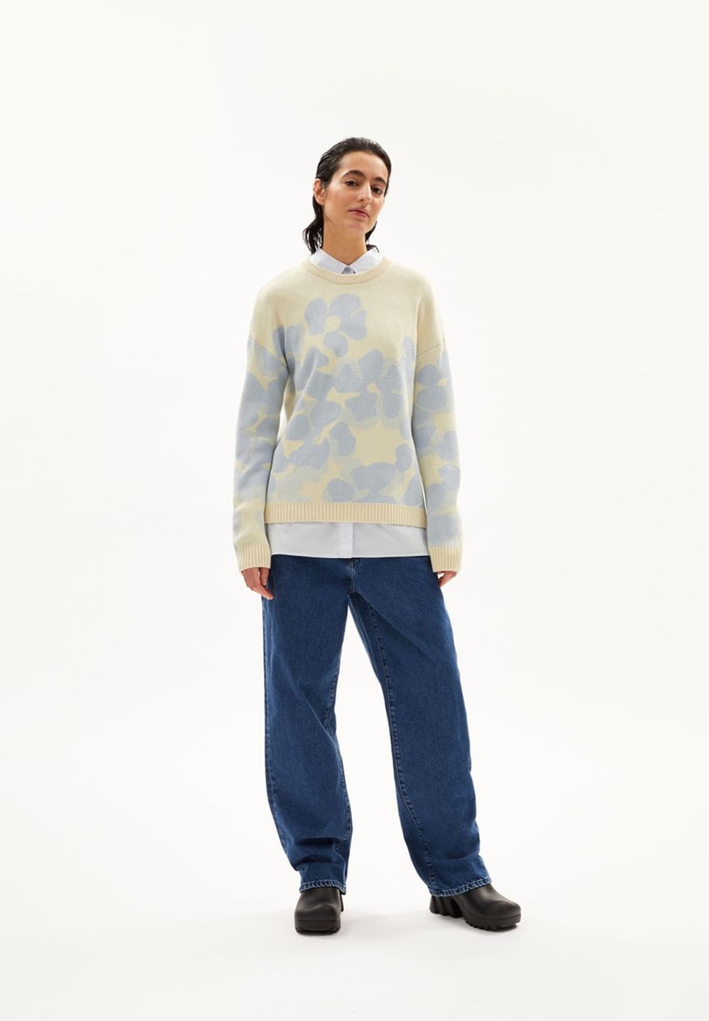 Pullover Olessyaa Aqua Floral oatmilk-morning sky von Armedangels