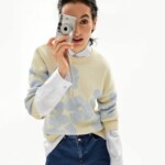 Pullover Olessyaa Aqua Floral oatmilk-morning sky von Armedangels