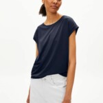 T-Shirt Jilaana night sky von Armedangels