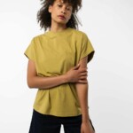 T-Shirt Madhu khaki von Melawear