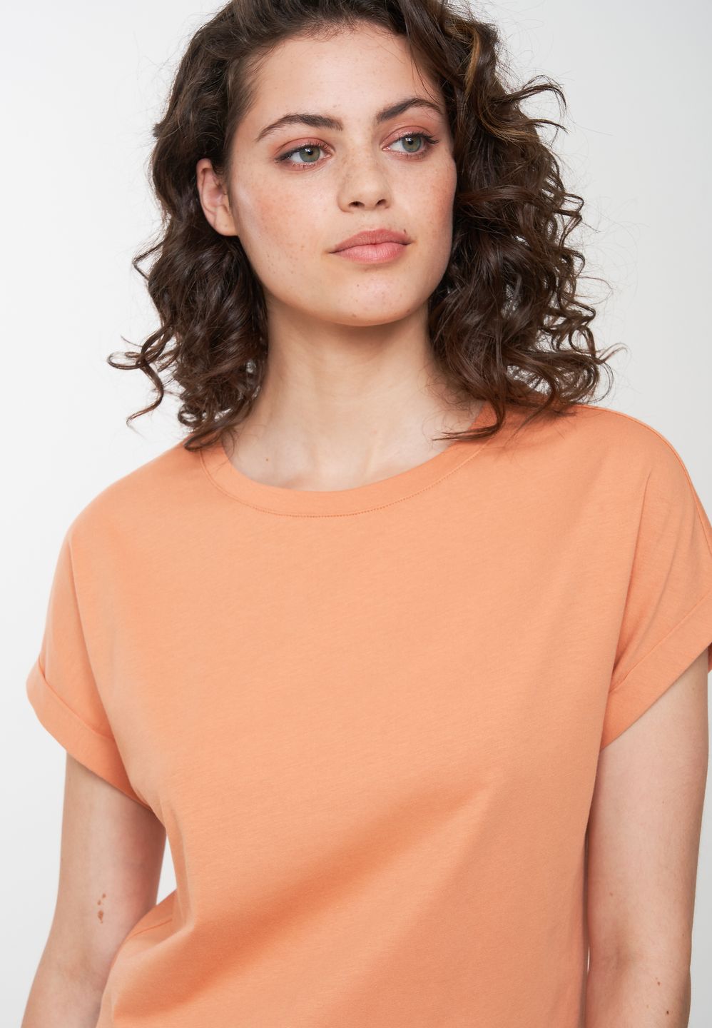 T-Shirt Cayenne capri orange von recolution