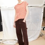 T-Shirt Jilaana Stripes emergency red-oatmilk von Armedangels