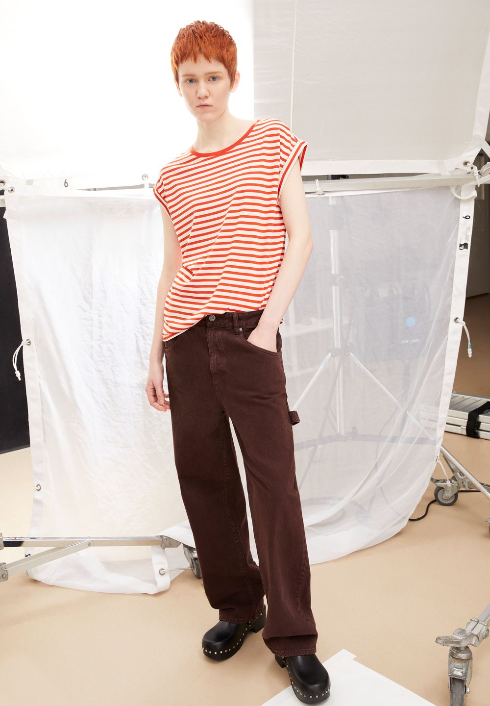 T-Shirt Jilaana Stripes emergency red-oatmilk von Armedangels