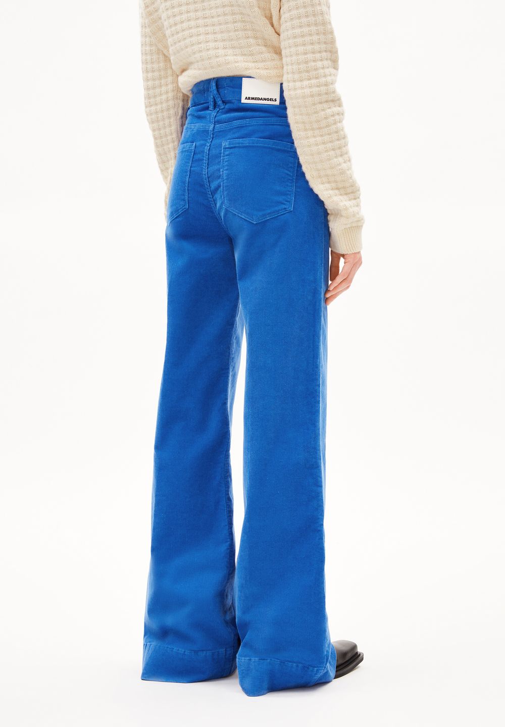 Murliaa Corduroy warm blue von Armedangels