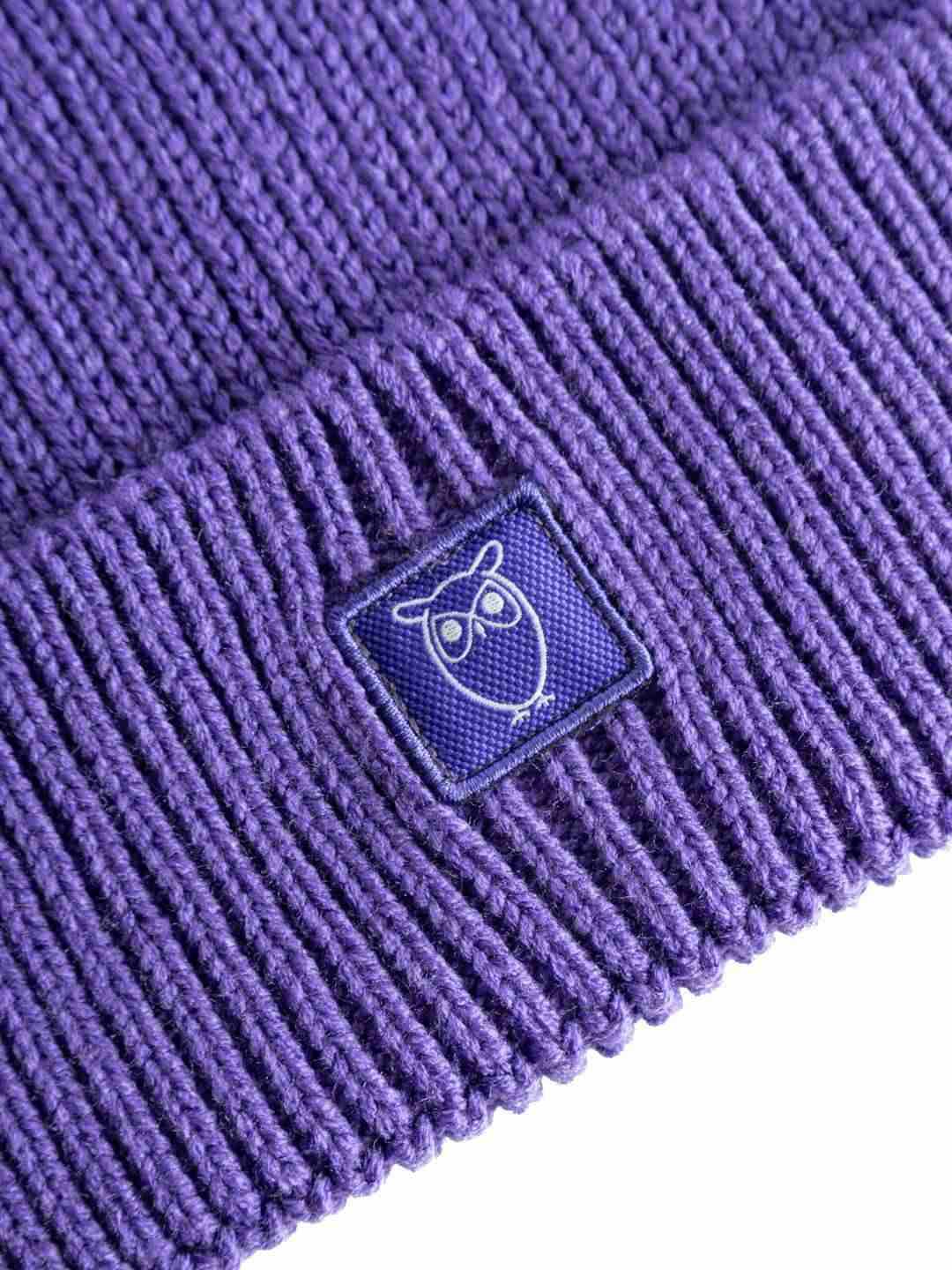 Beanie High wool deep purple von KnowledgeCotton Apparel