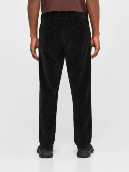 Hose CHUCK regular 8-wales corduroy chino black jet von KnowledgeCotton Apparel