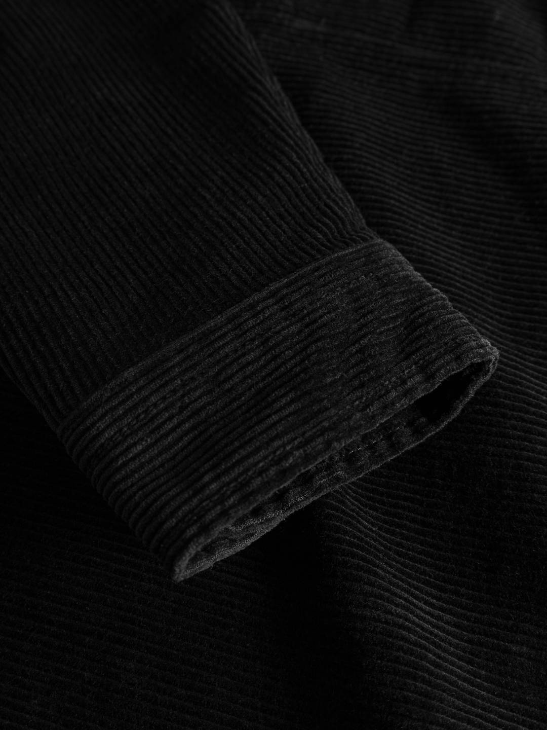 Overshirt Classic 8-wales cotton corduroy black jet von KnowledgeCotton Apparel