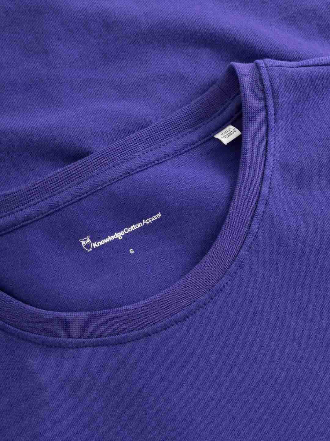 T-Shirt Basic deep purple von KnowledgeCotton Apparel