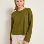 Rundhalsshirt loose fit forest green von Lanius