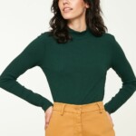 Longsleeve Crassula dark green von