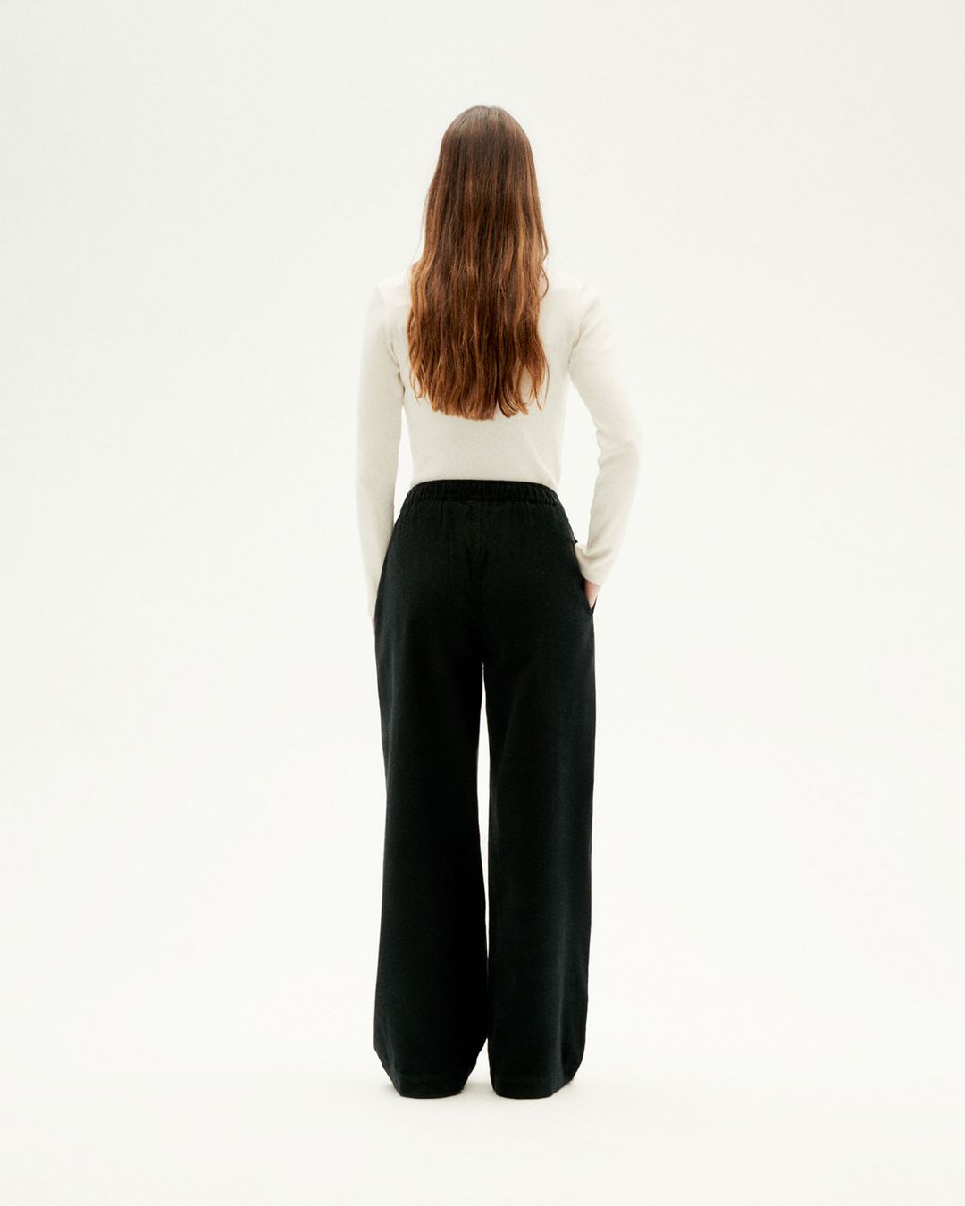 Hose Maia Microcorduroy black von Thinking MU