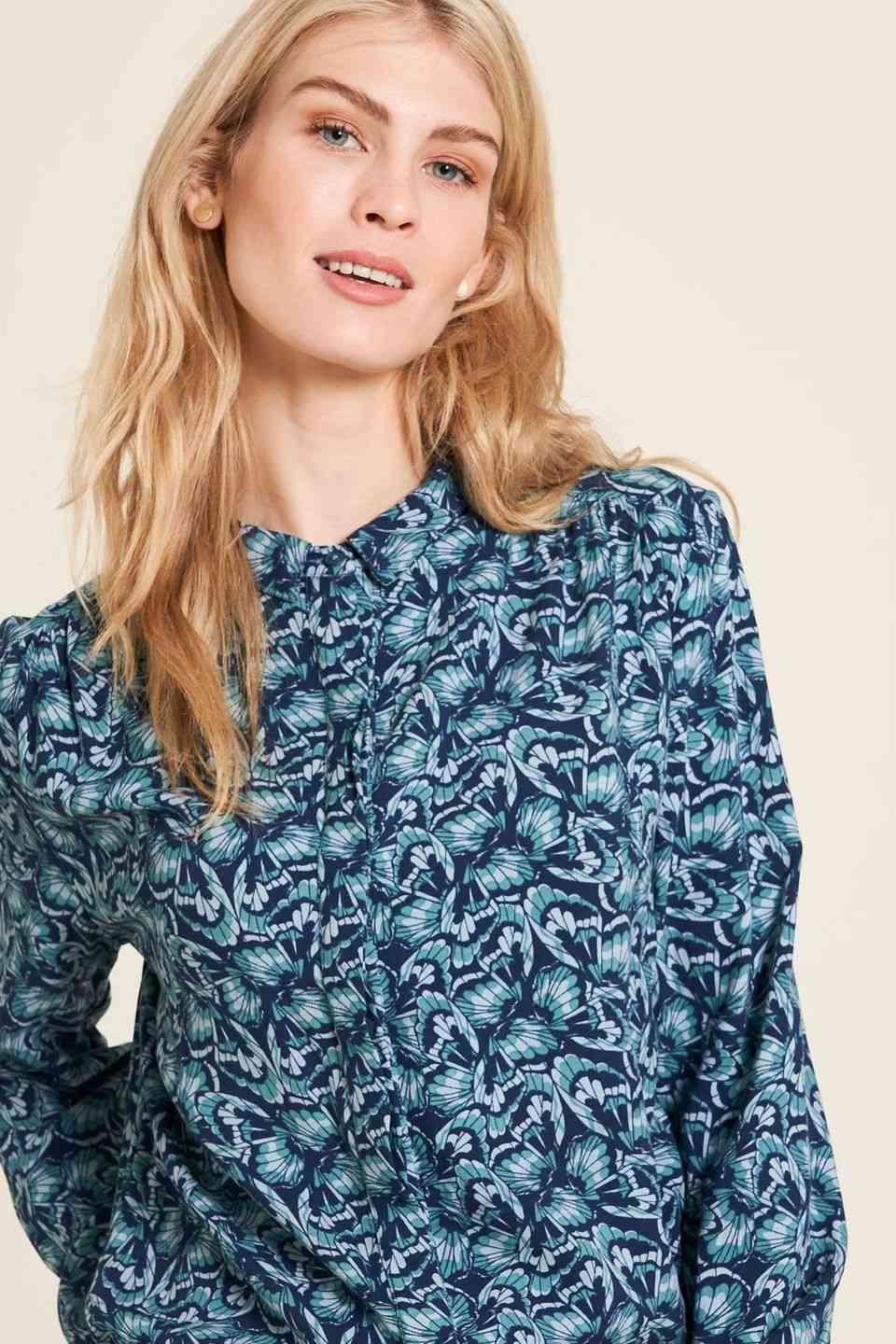 Bluse EcoVero™ langarm butterfly von Tranquillo