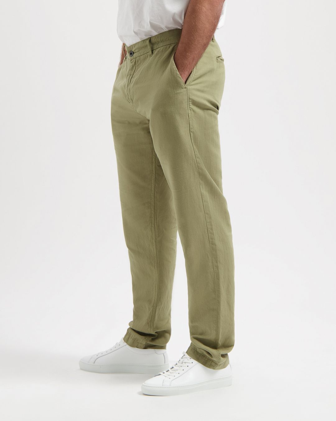 Hose Darren Chino Leinen army green von Kuyichi