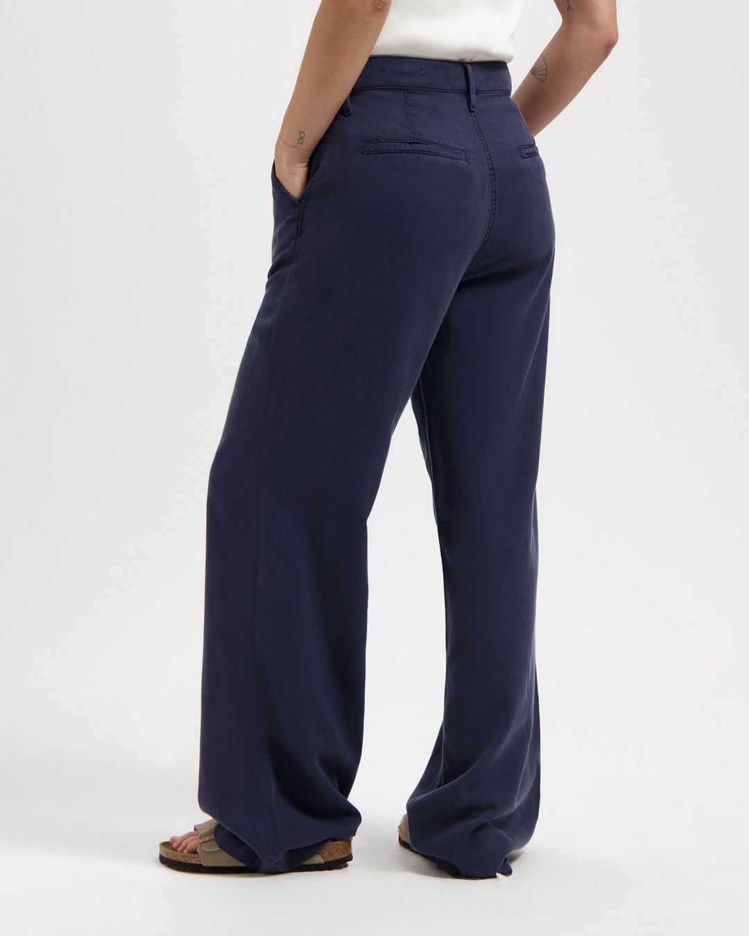 Hose Thalia Chino dark navy von Kuyichi