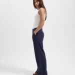 Hose Thalia Chino dark navy von Kuyichi