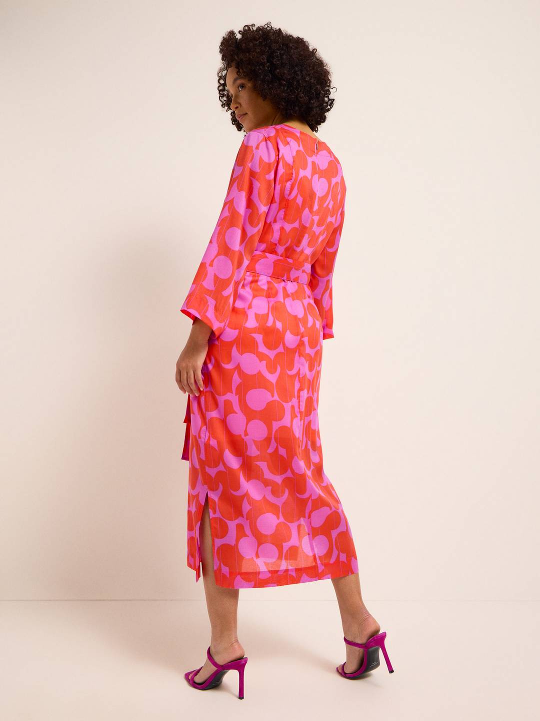 Midikleid Print: graphic dots print graphic dots coral von Lanius