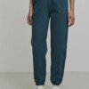 Sweathose Scilla deep lake blue von recolution