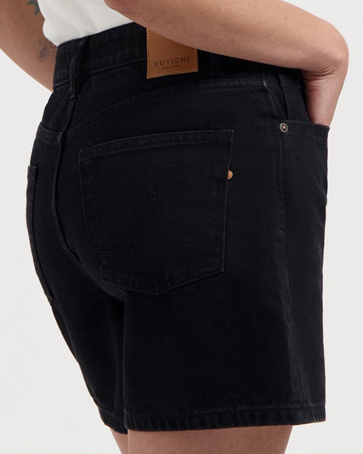 Short Demi washed black von Kuyichi